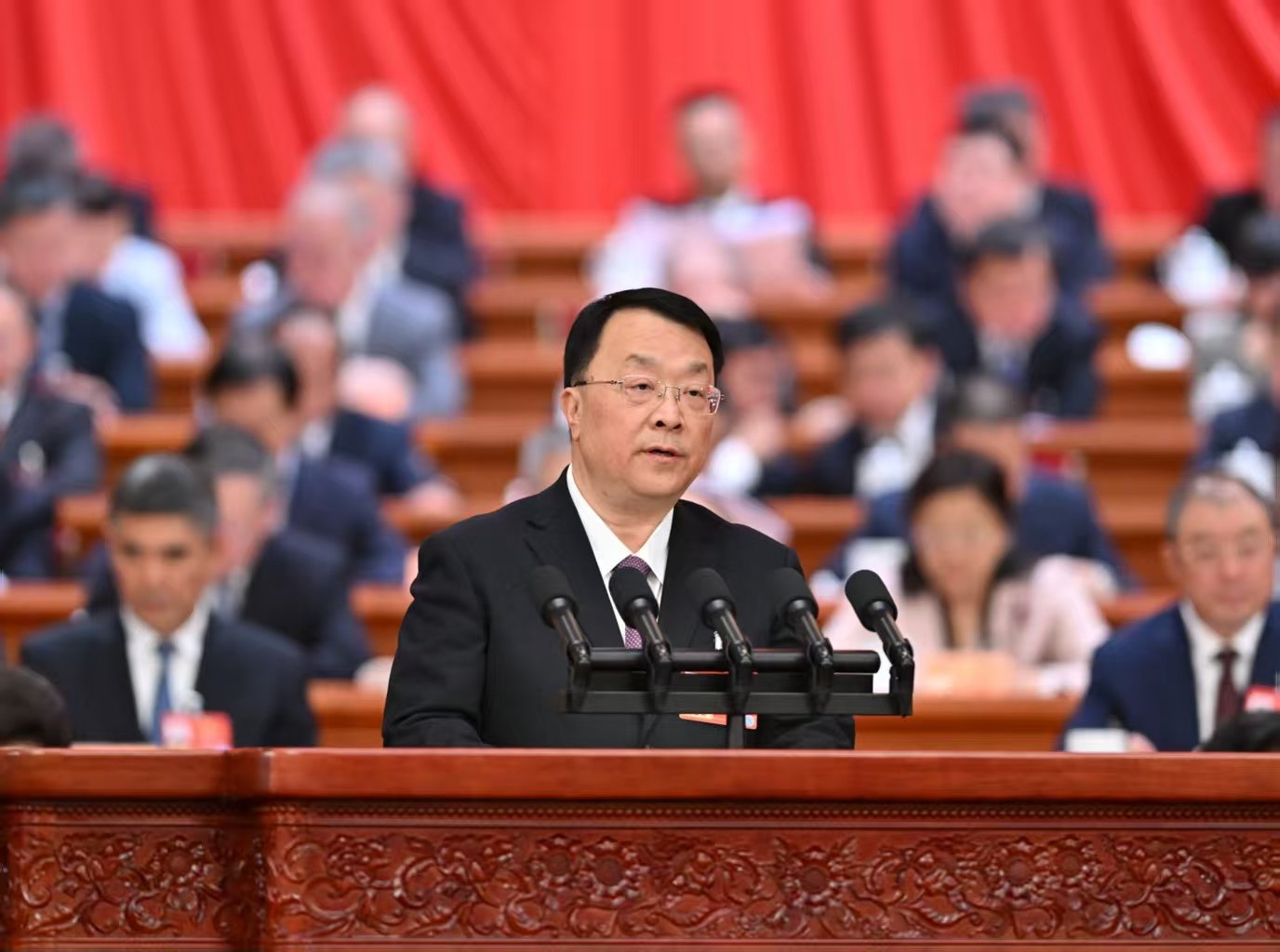 可结合站内栏目与相关篇目对照查看